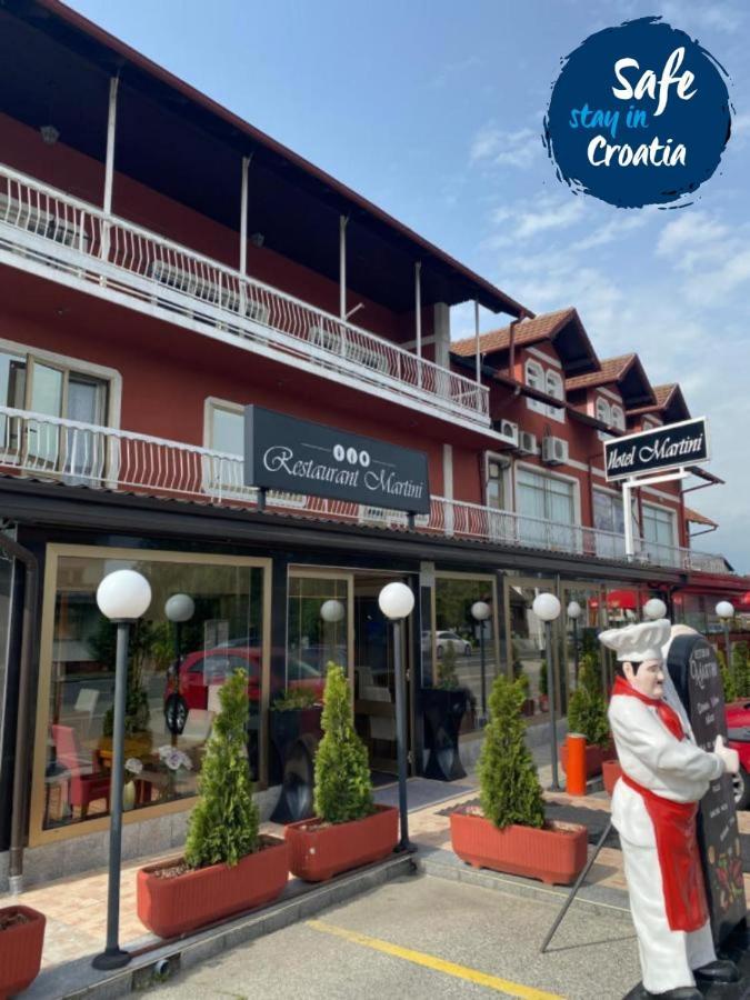 Hotel Martini Zagreb Hotel And Restaurant Sesvete Bagian luar foto